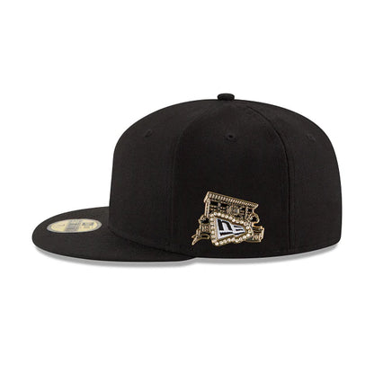 Pin New Era | Flag Collection Headquarter