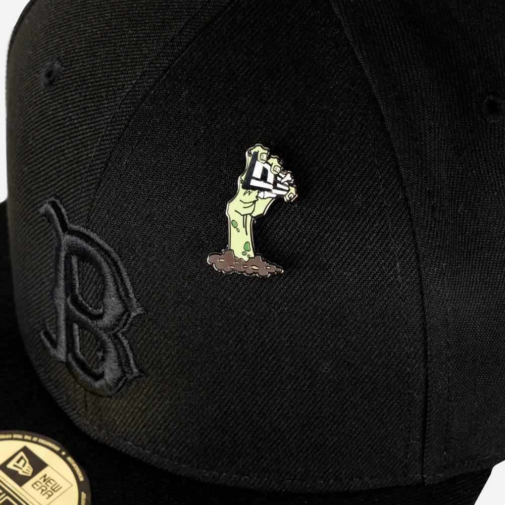 Pin New Era | Logo Cap
